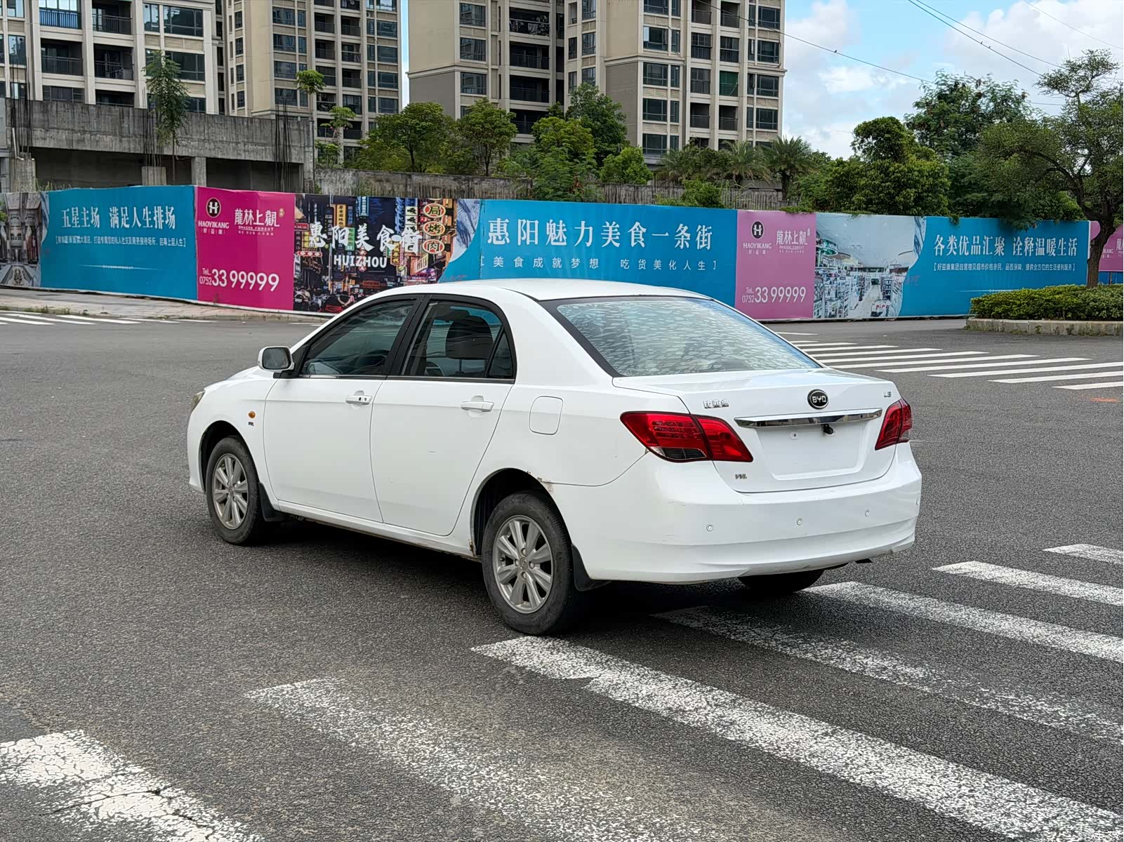 BYD L3, 2014 9