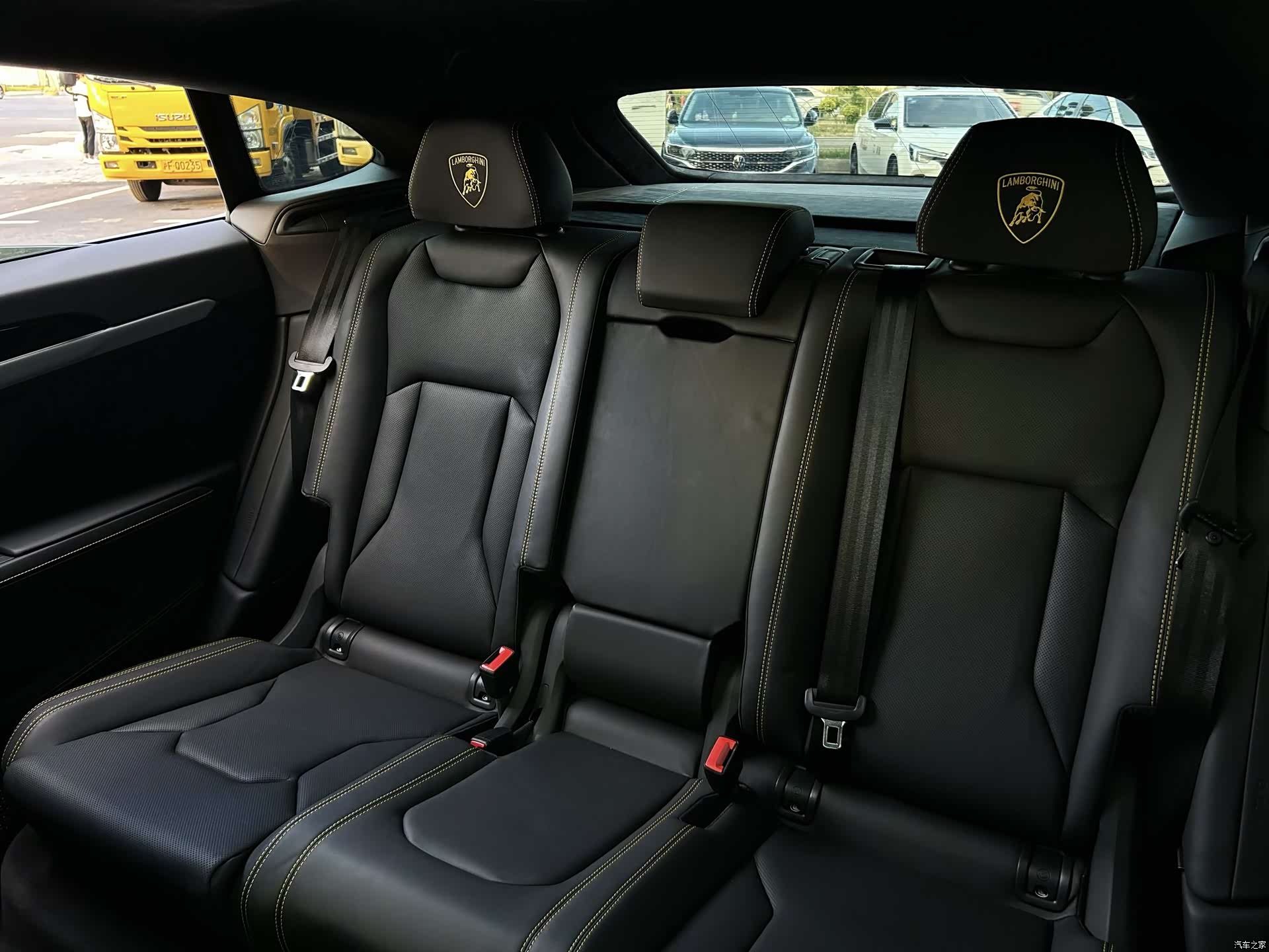 Lamborghini Urus, 2024 2