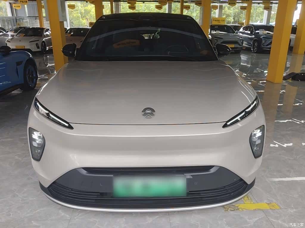 NIO ES8, 2025 3