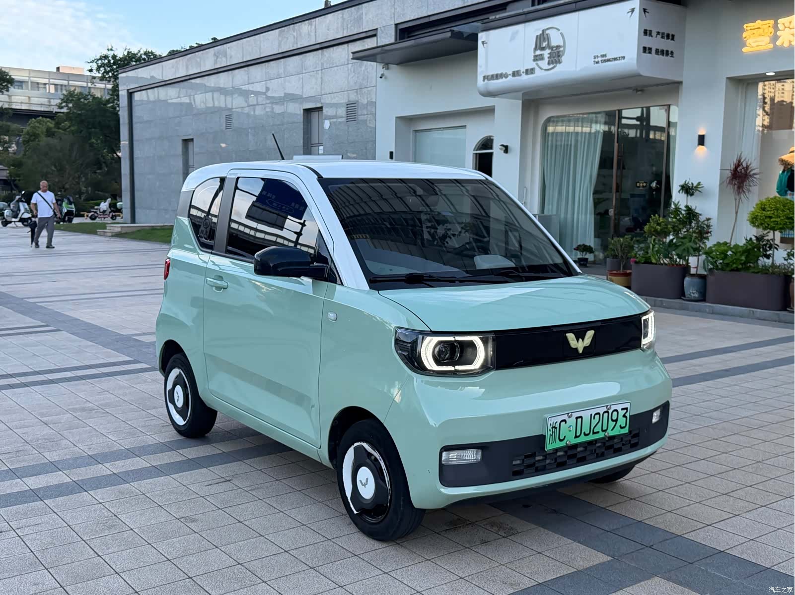 Wuling MINIEV, 2021 3
