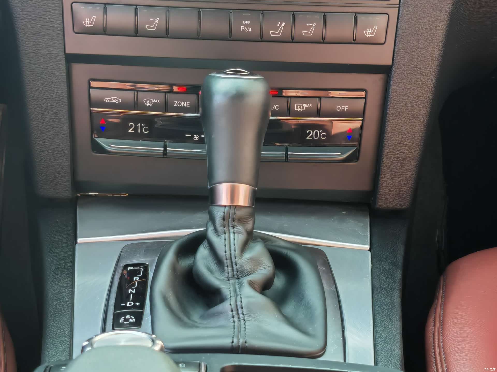 Mercedes-Benz E-Class, 2013 22