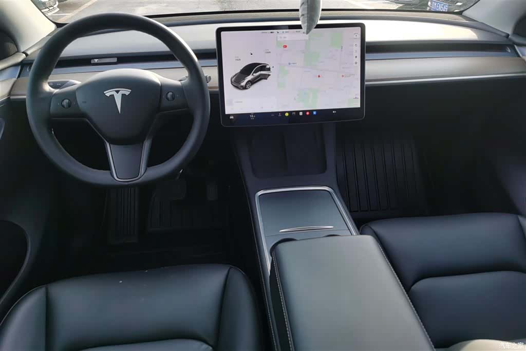 Tesla Model Y, 2021 12