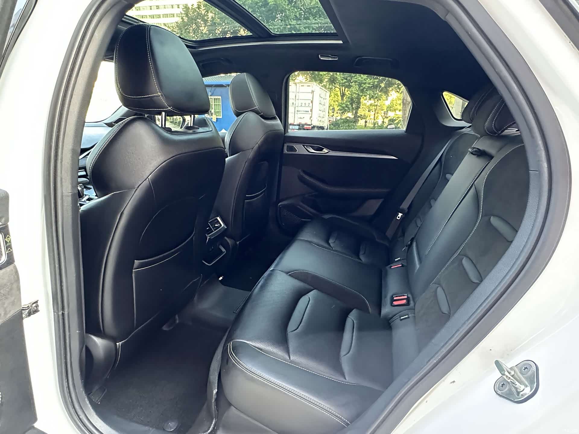 Geely Preface, 2022 9