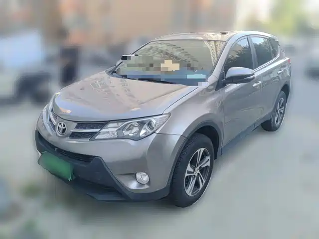 Toyota RAV4 2016 — купить из Китая под заказ