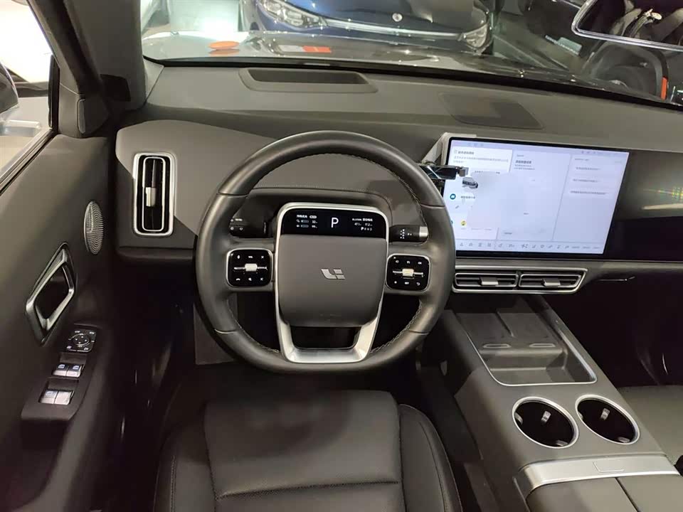 Li Auto Ideal L6