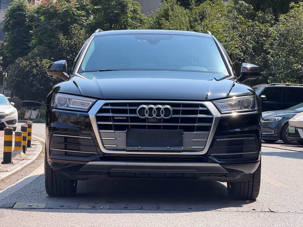 Audi Q5L 2020 40 TFSI