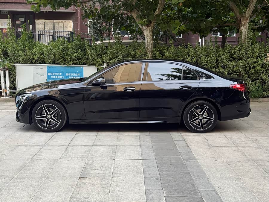 Mercedes-Benz C-Class 2024, фото 9