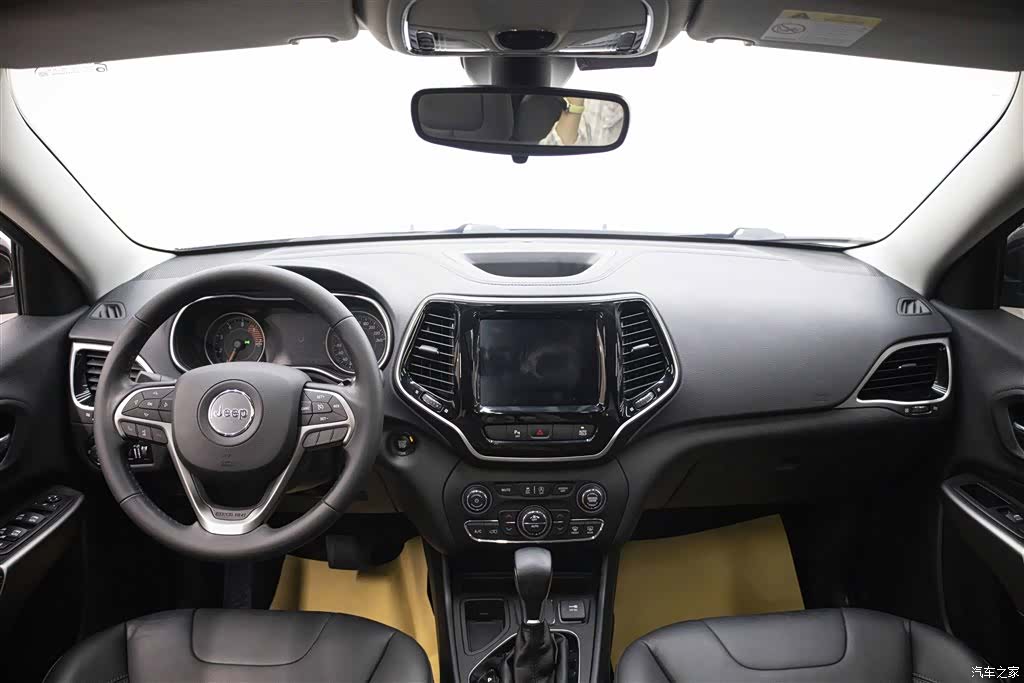 Jeep Cherokee, 2019 14