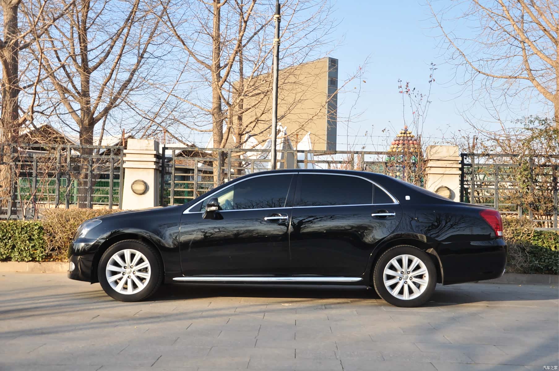Toyota Crown, 2012 3