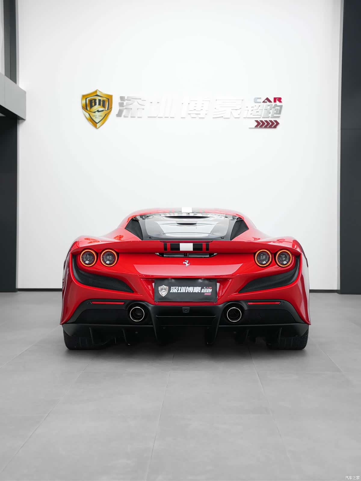 Ferrari F8, 2021 11