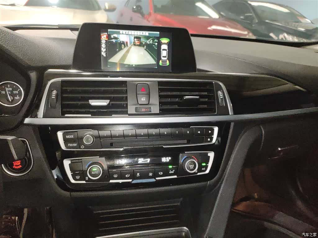 BMW 3 Series, 2018 все фото