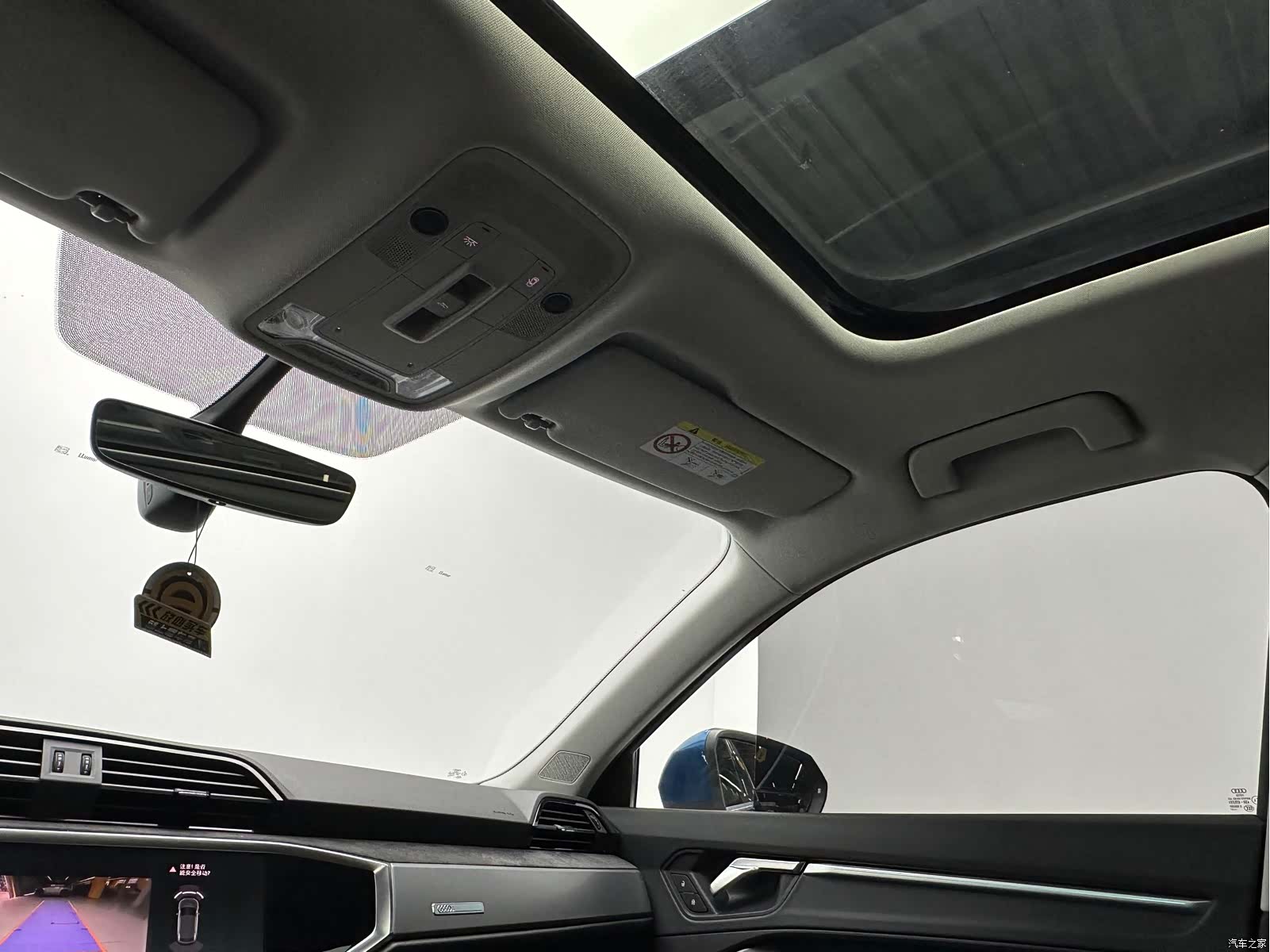 Audi Q3, 2021 16