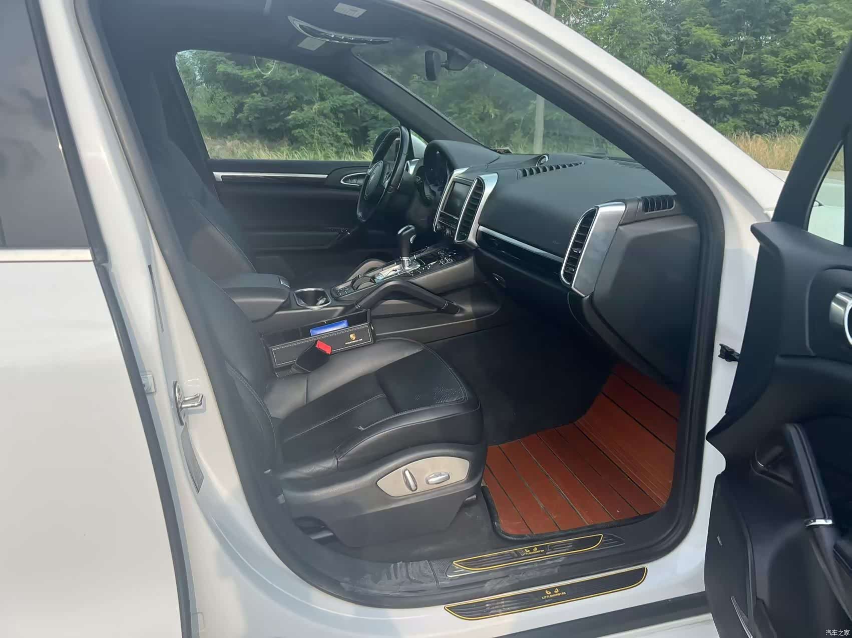 Porsche Cayenne, 2015 все фото
