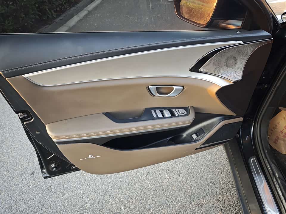 BYD Han