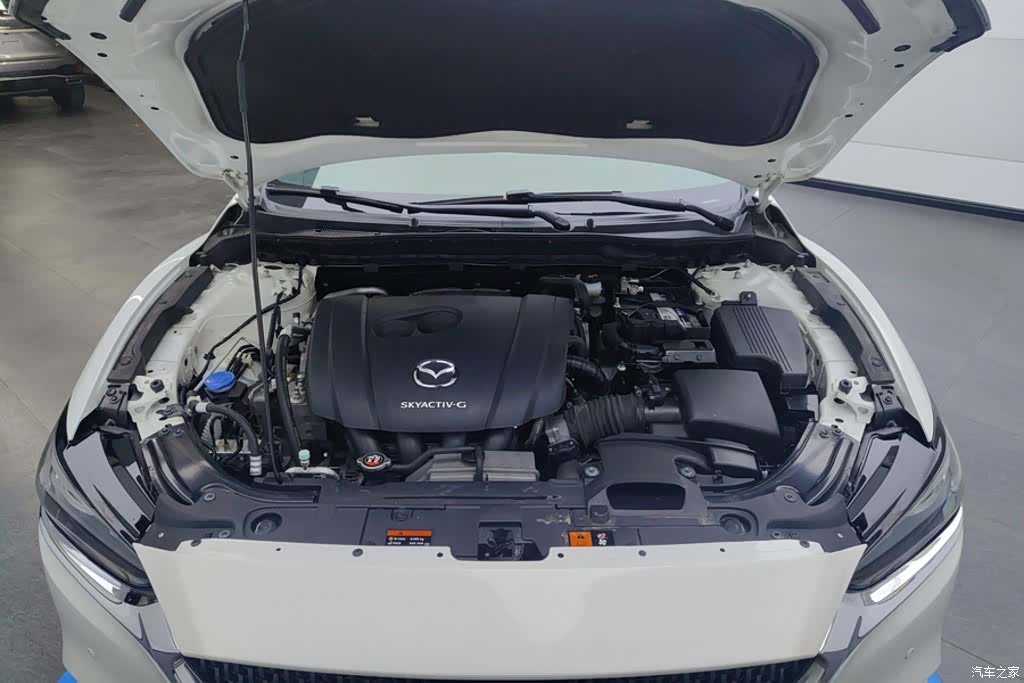 Mazda Atenza, 2021 10