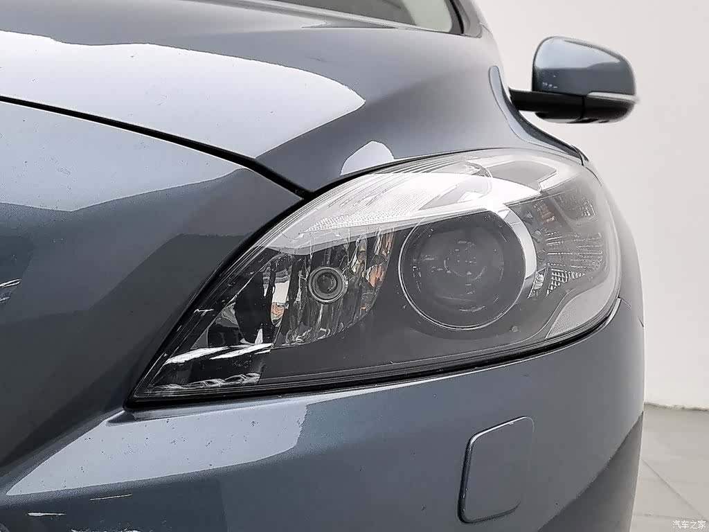 Volvo V40, 2014 7