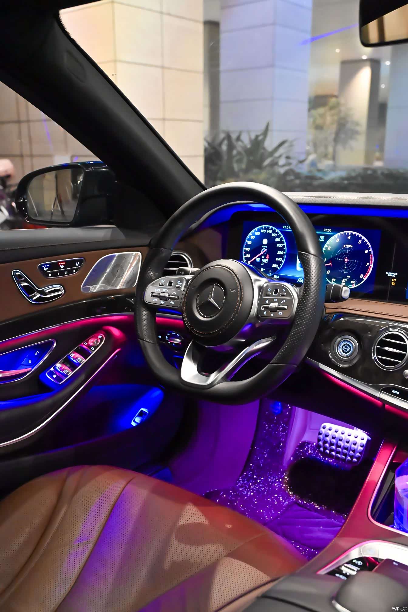 Mercedes-Benz S-Class, 2019 11