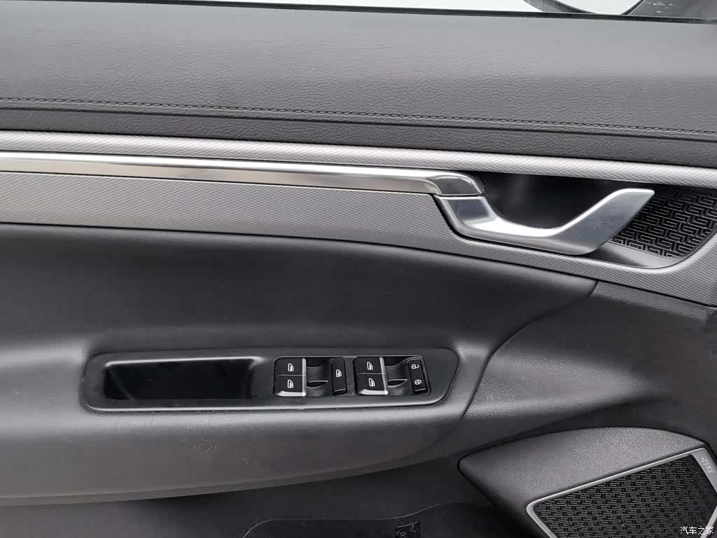 Geely Emgrand, 2019 9