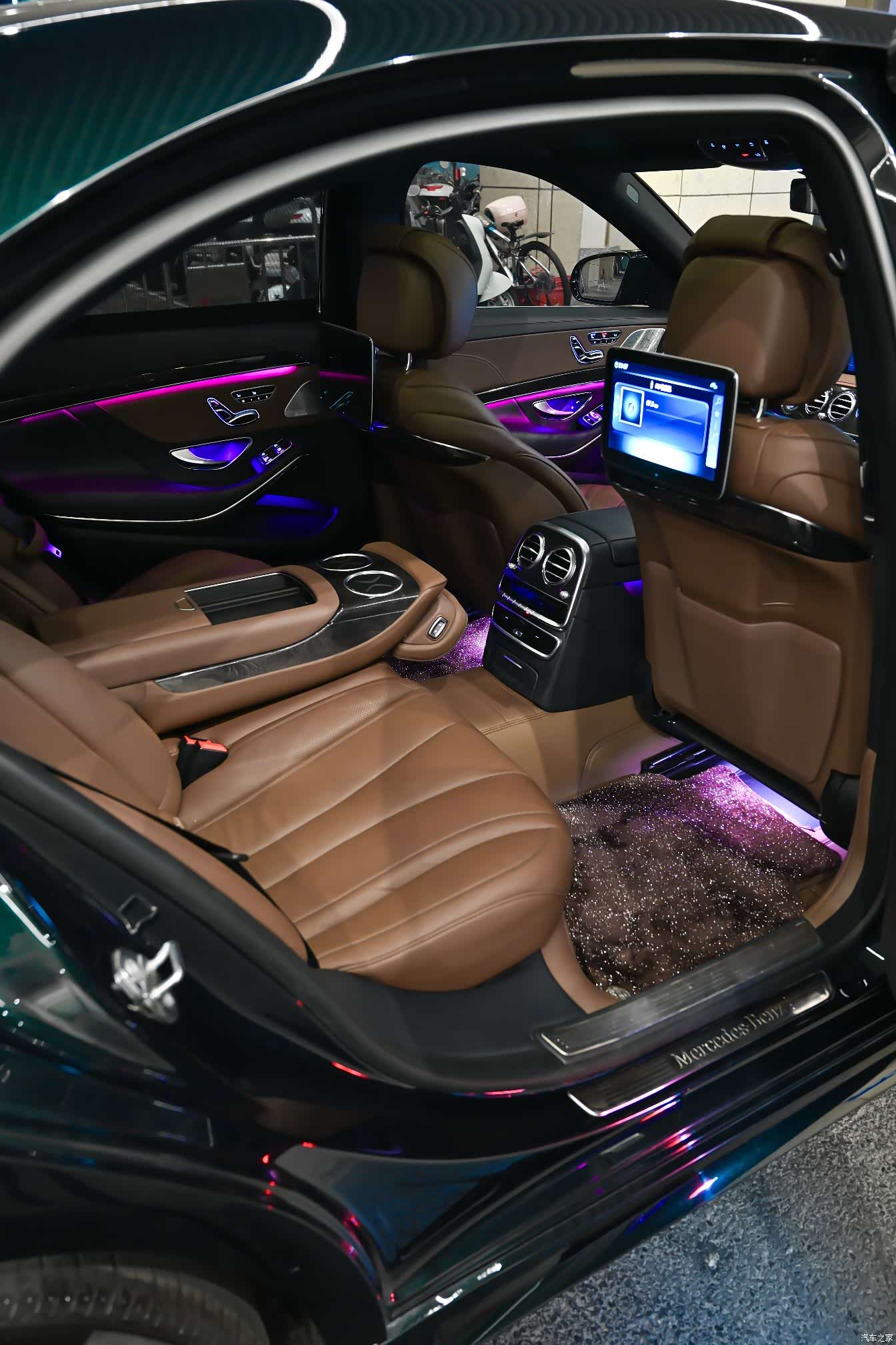 Mercedes-Benz S-Class, 2019 9