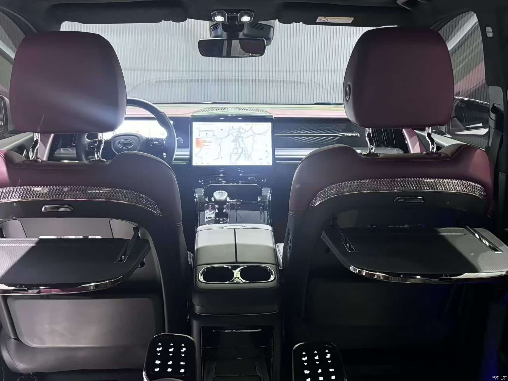 Trumpchi M8, 2023 13