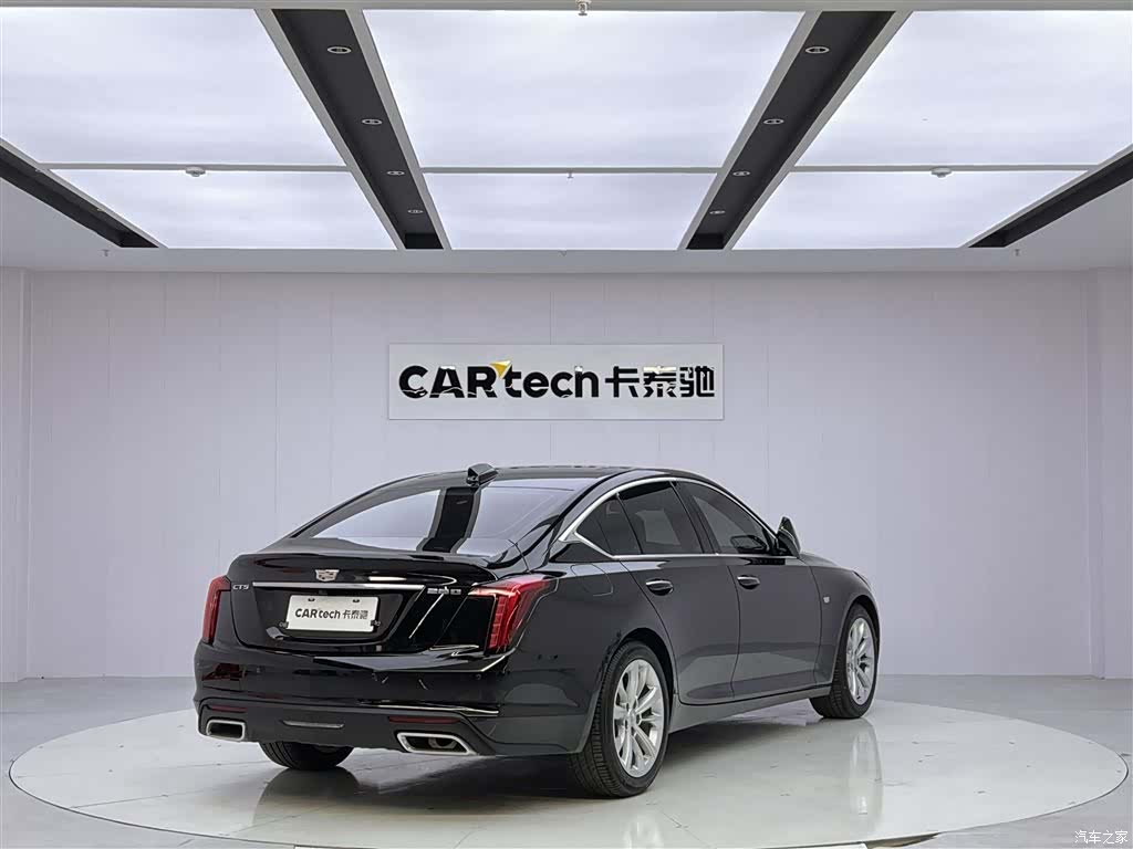 Cadillac CT5, 2024 все фото