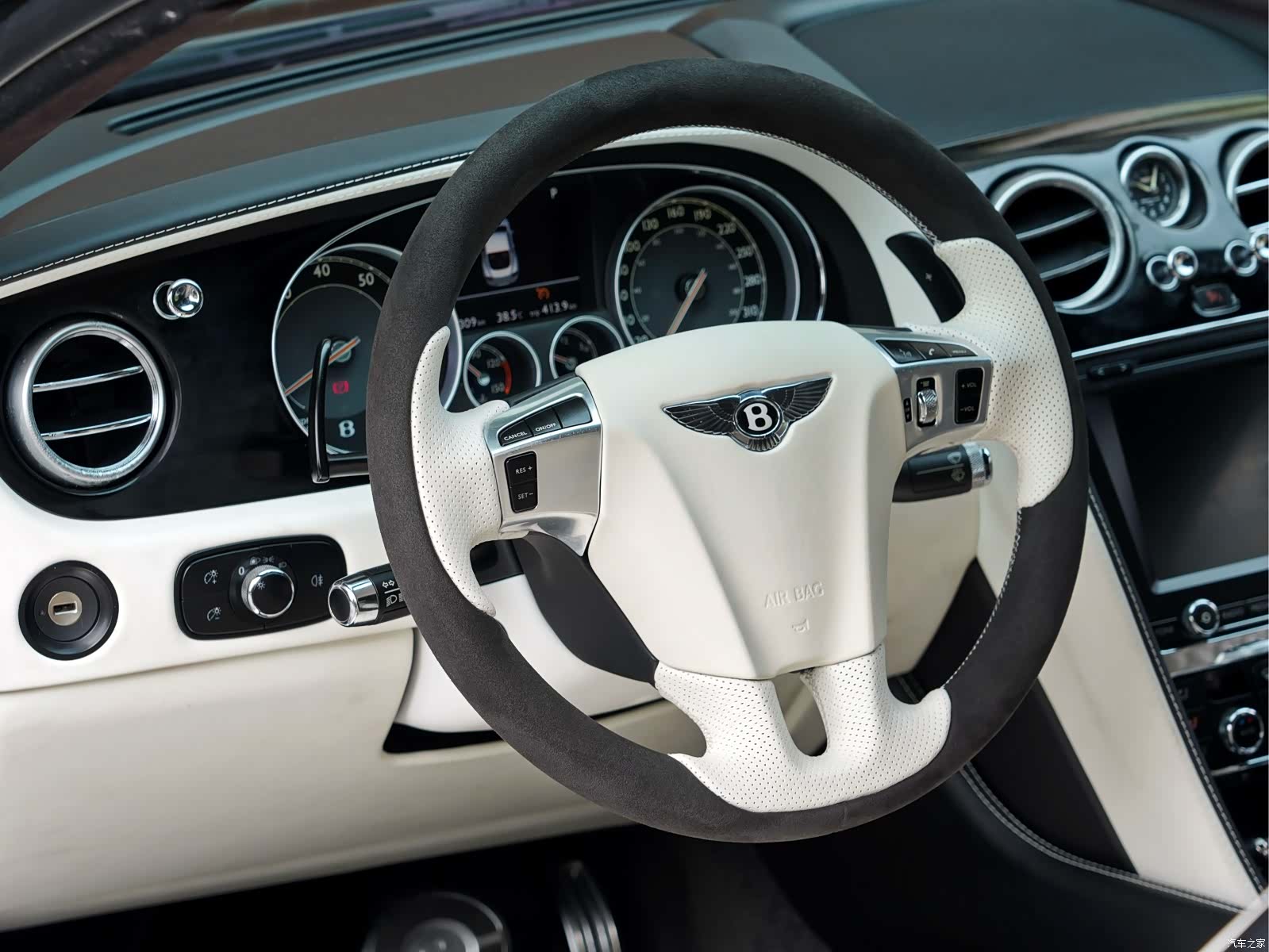 Bentley Continental GT, 2013 17