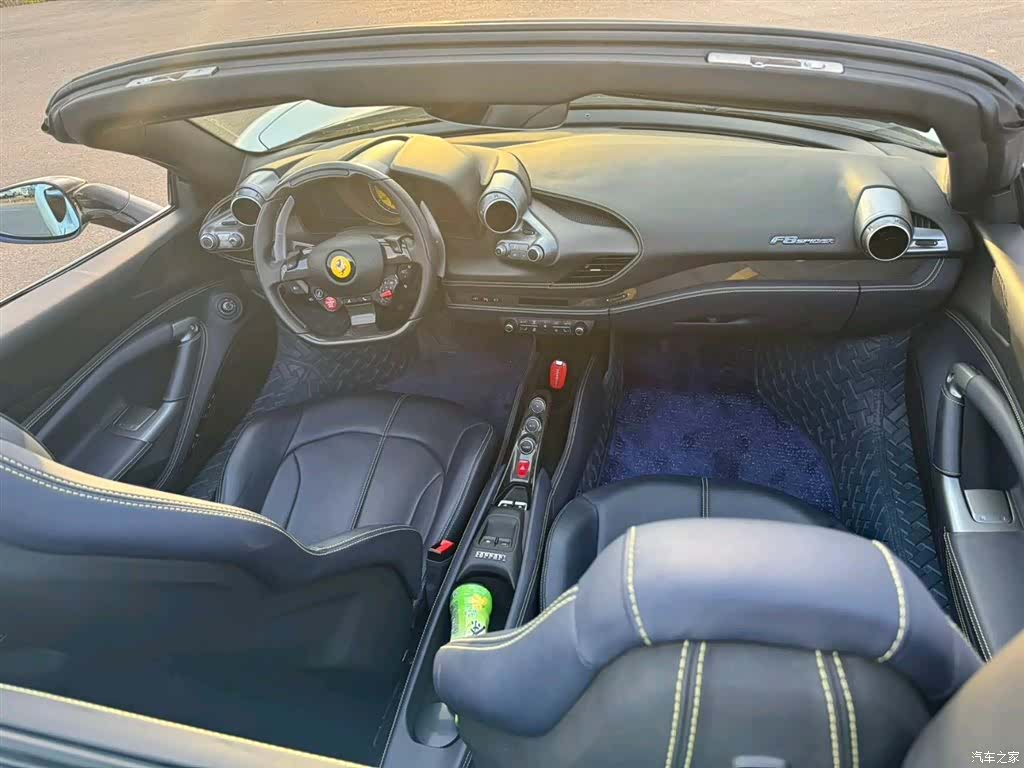 Ferrari F8, 2023 4