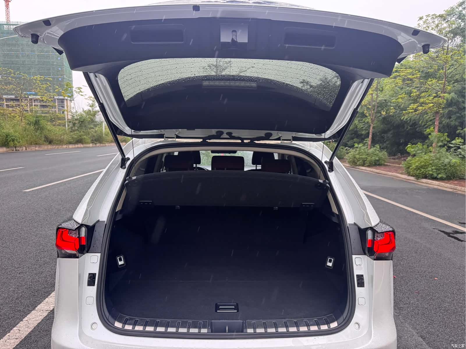 Lexus NX, 2016 12