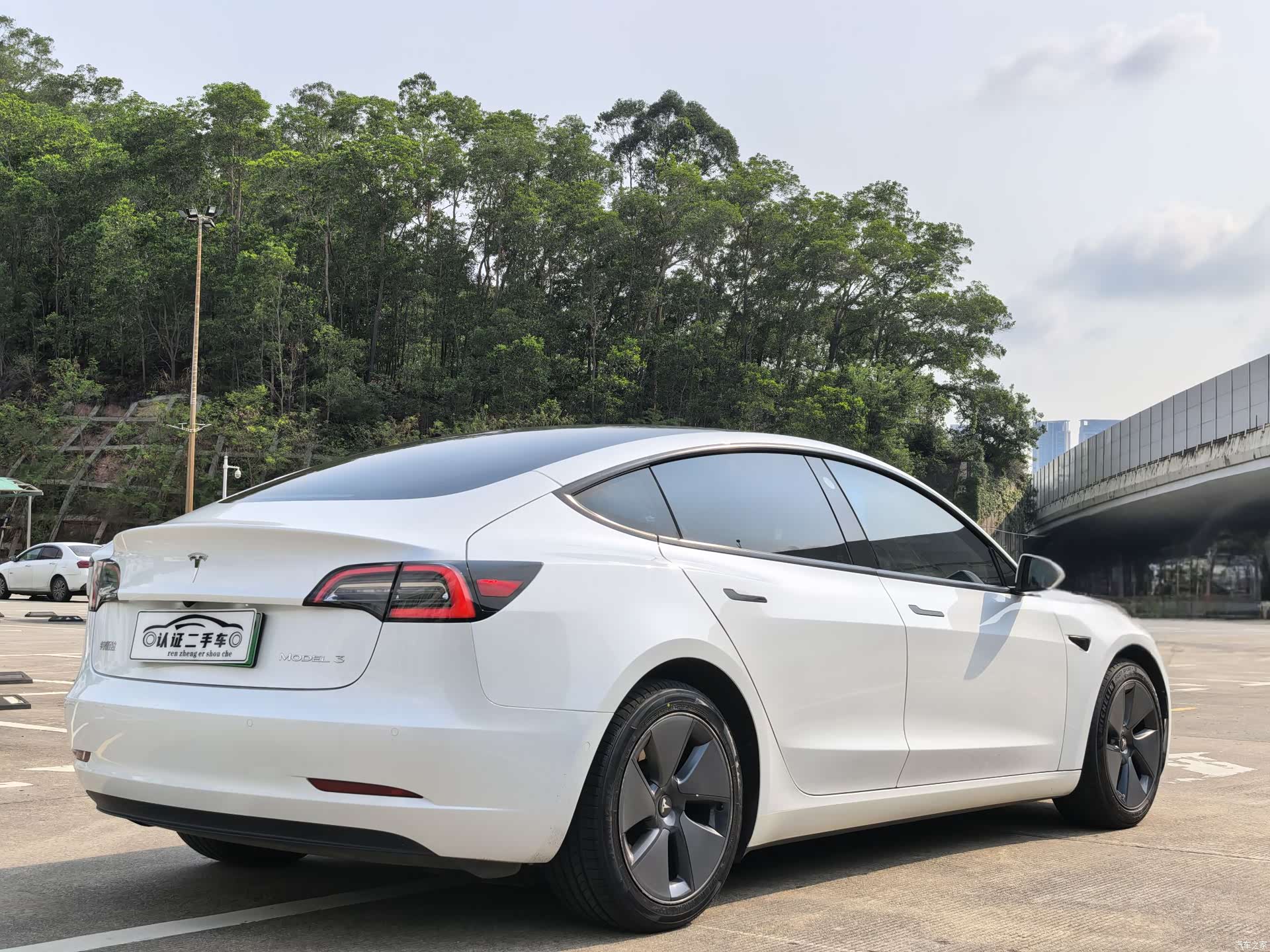 Tesla Model 3, 2021 11