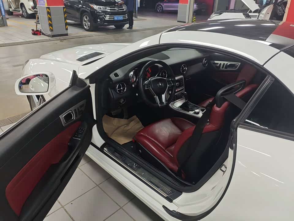 Mercedes-Benz SLK class