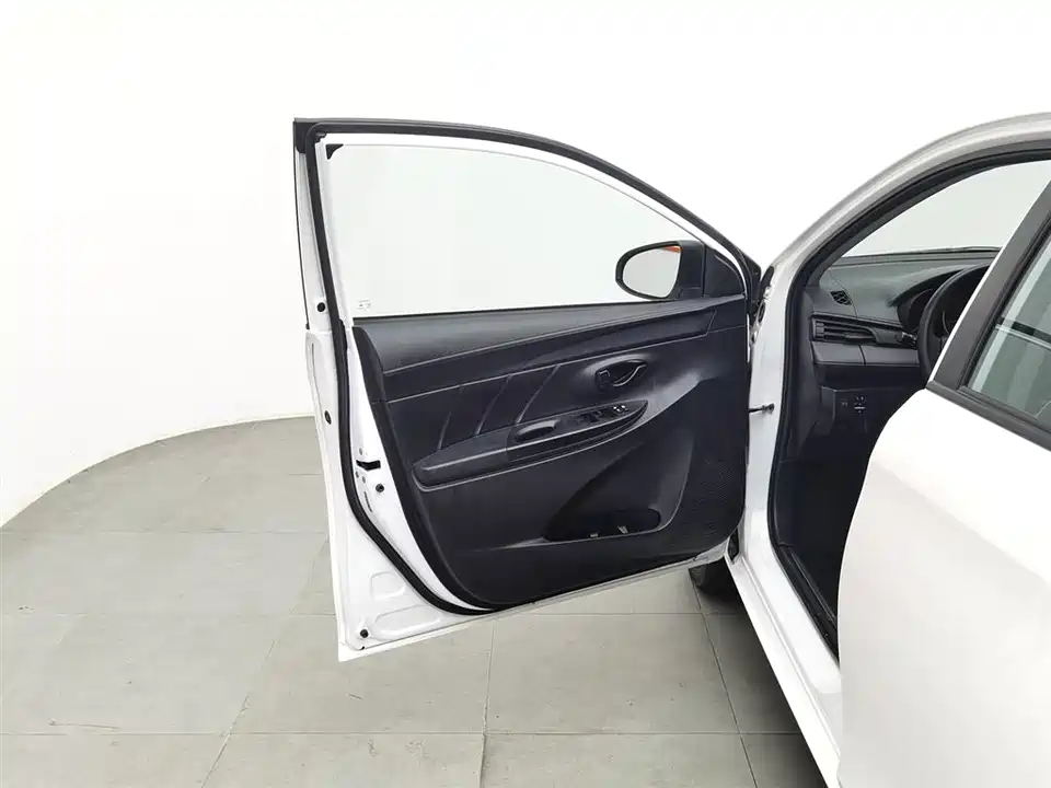 Toyota YARiS L Zhixuan