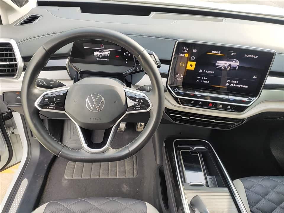 Volkswagen ID.6 CROZZ