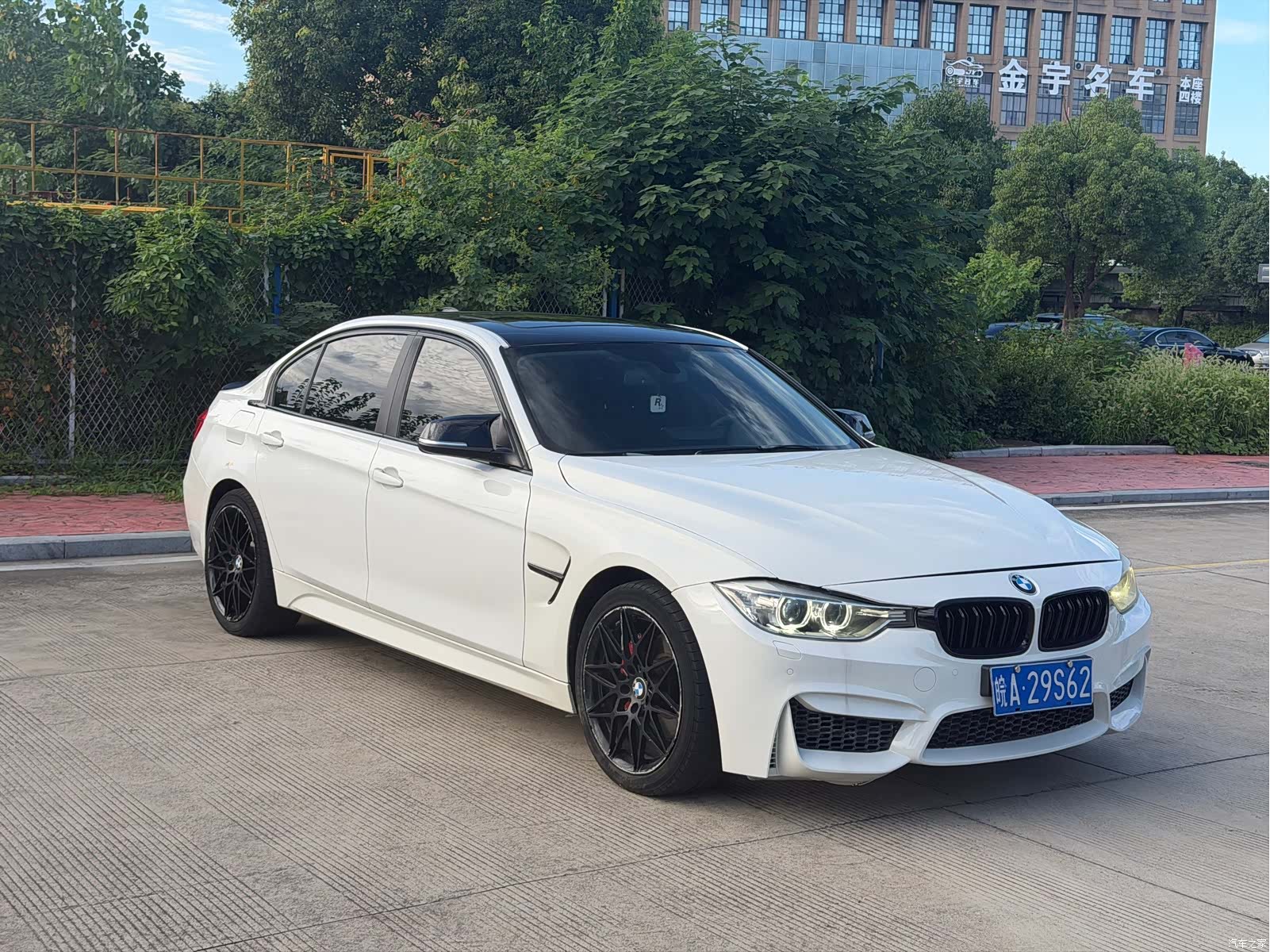 BMW 3 Series, 2013 3