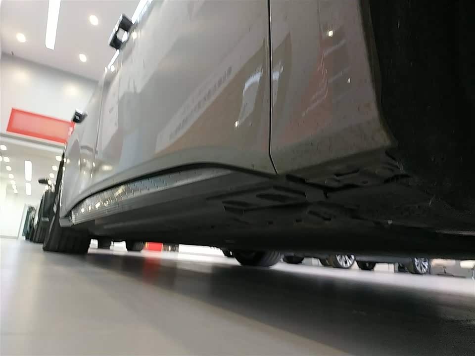 Hongqi EH7 Hongqi EH7
