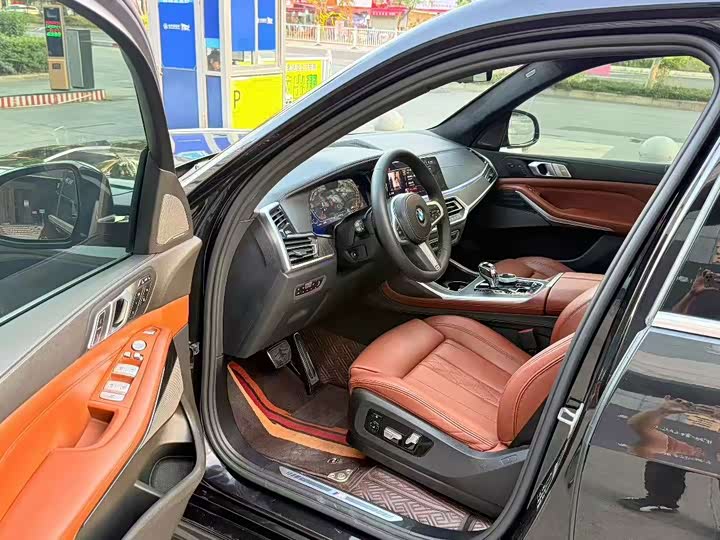 BMW X7 2019 xDrive40i Leading hao hua tao zhuang