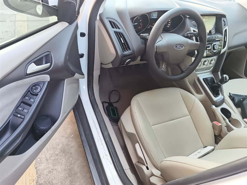 Ford Focus, 2015 16