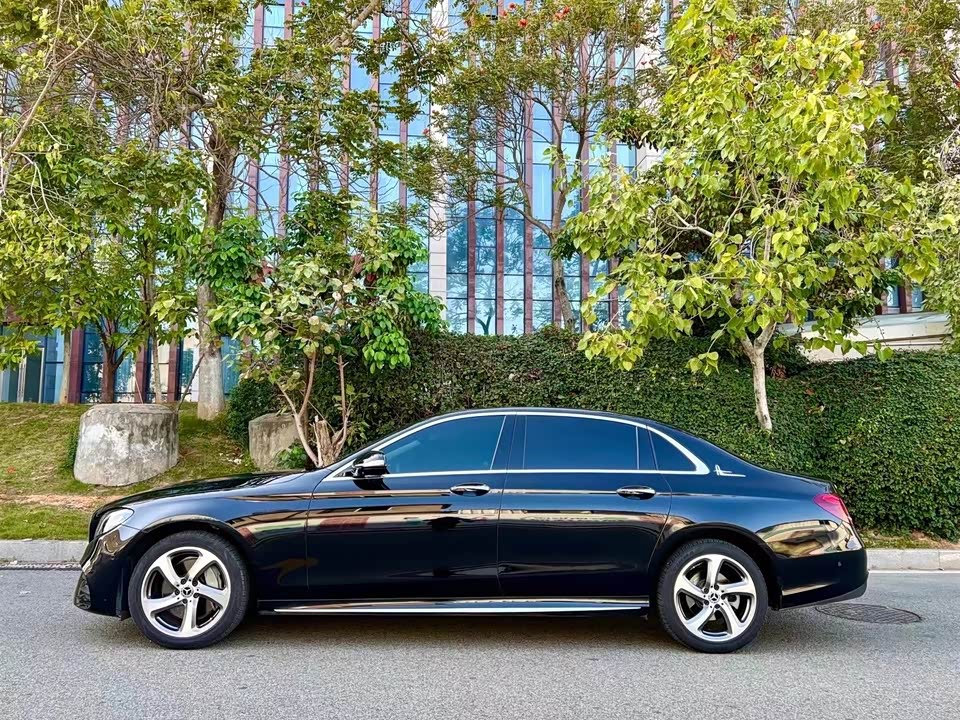 Mercedes-Benz E-class Mercedes-Benz E-class