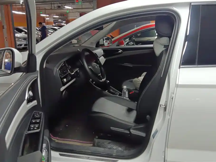 Jetta VS7