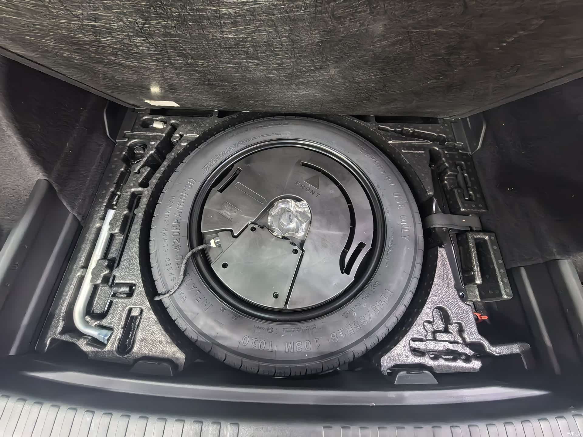 Audi Q3, 2023 19
