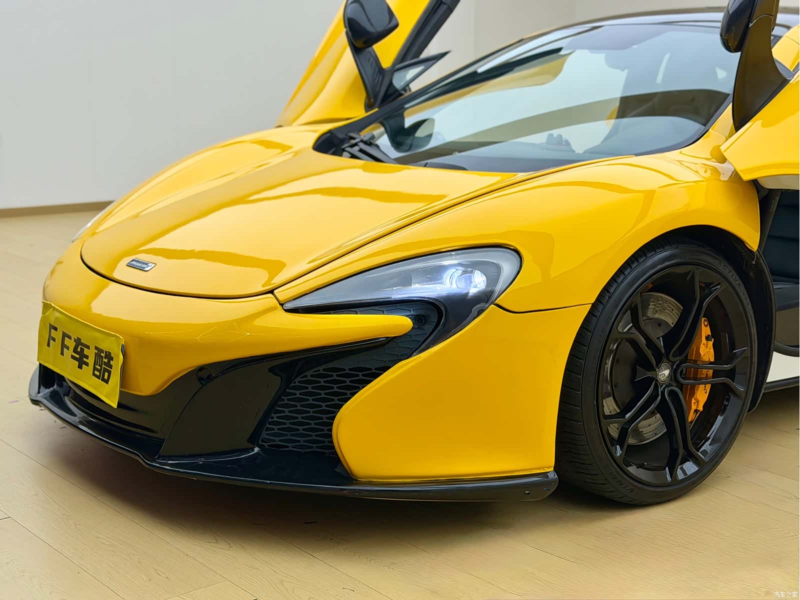 McLaren 12C, 2014 7