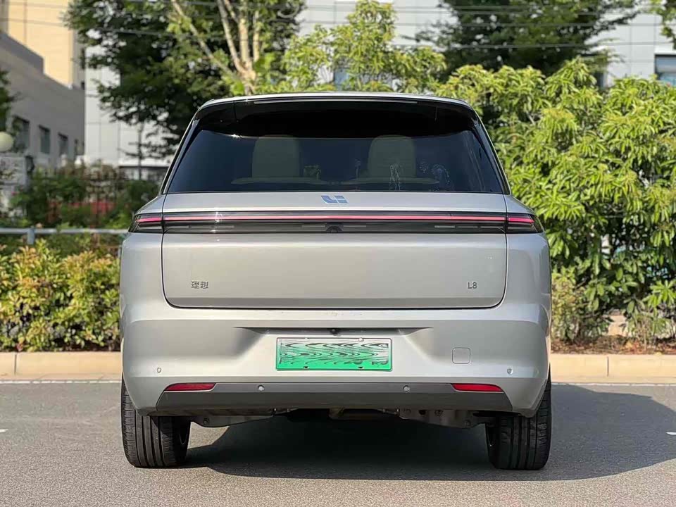 Li Auto Ideal L8
