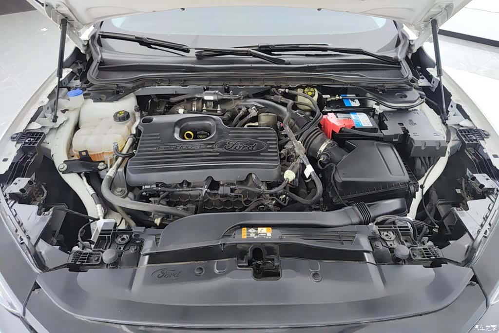 Ford Mondeo, 2023 10