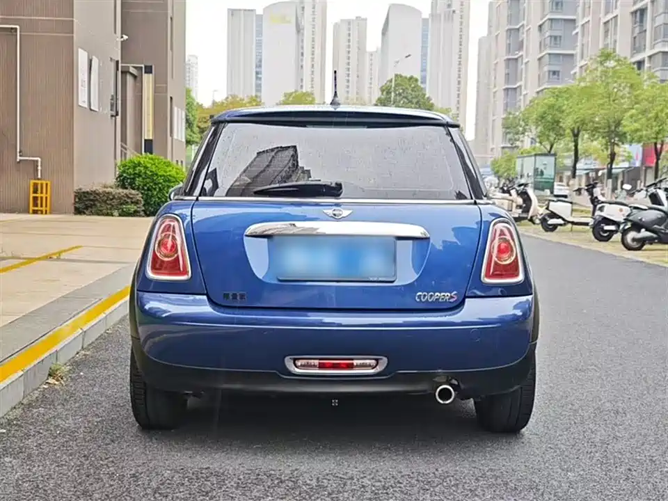 MINI MINI