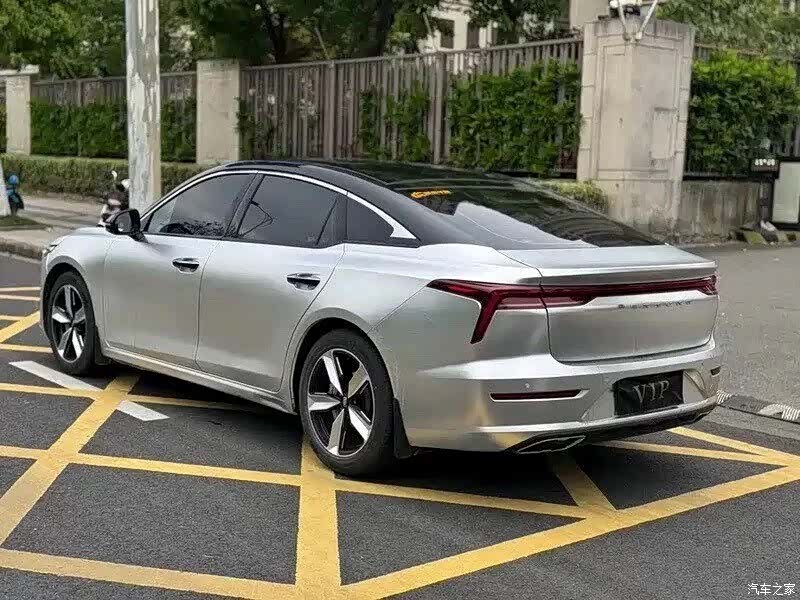 Bestune B70, 2021 7