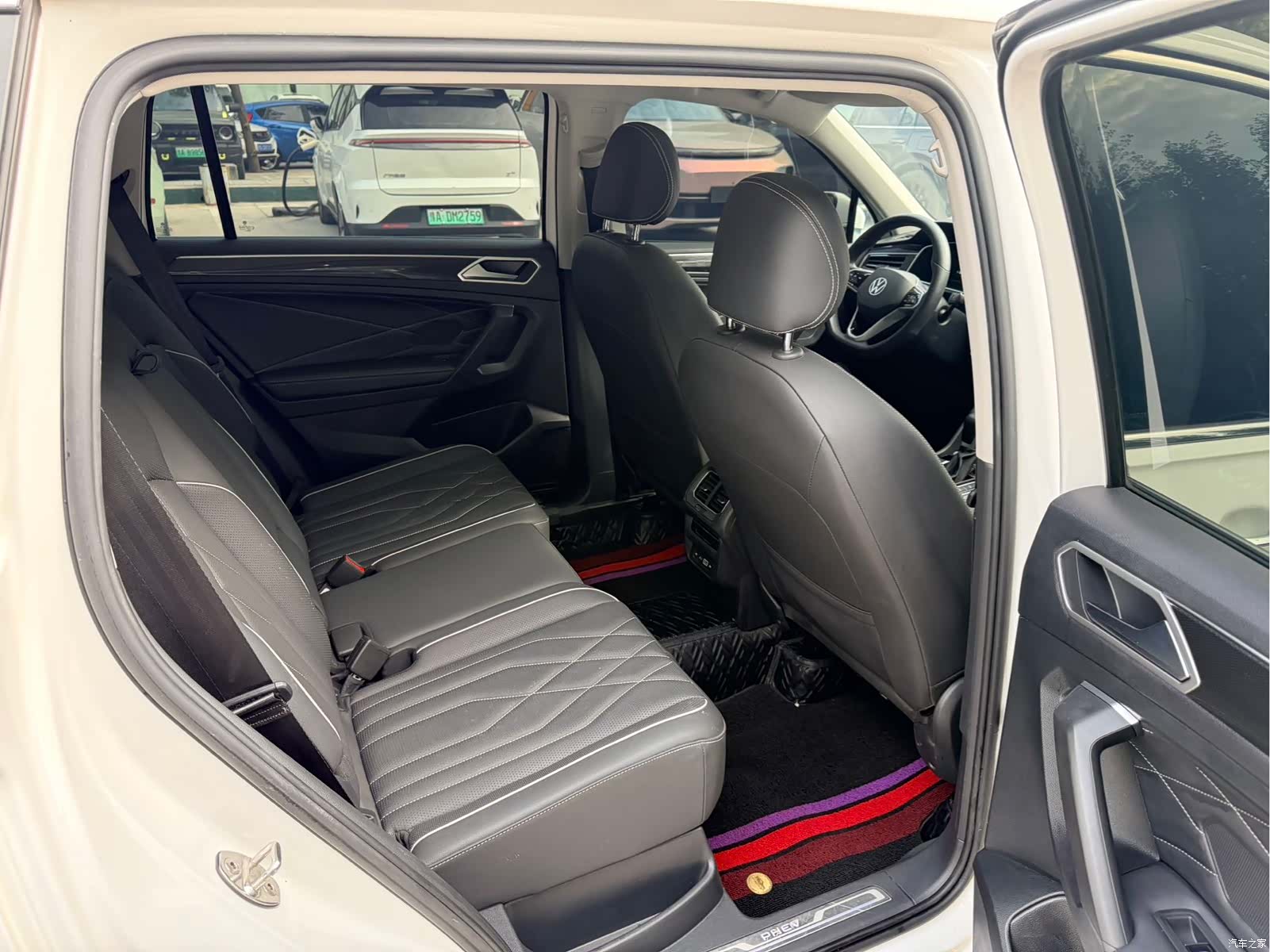 Volkswagen Tiguan L, 2022 13