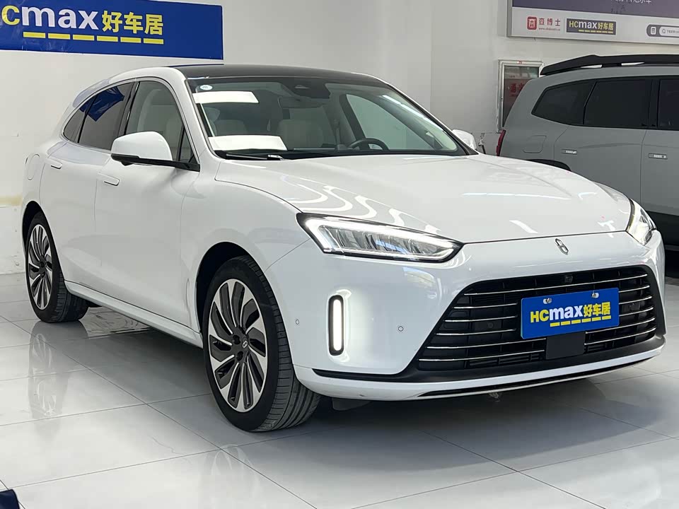 AITO Ask the world M5