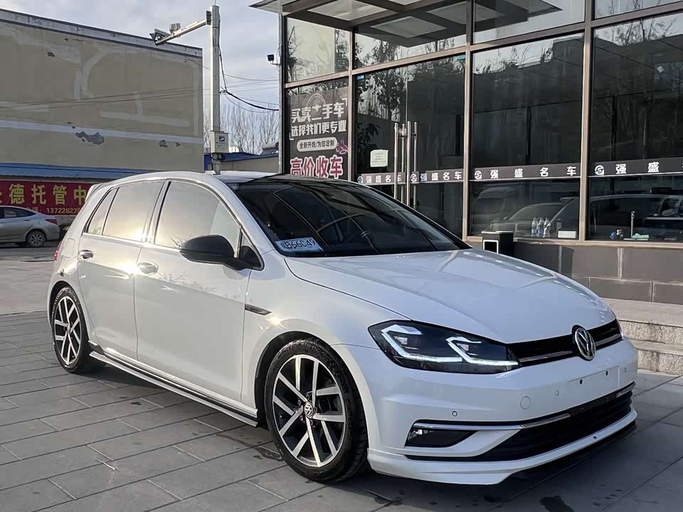 Volkswagen golf