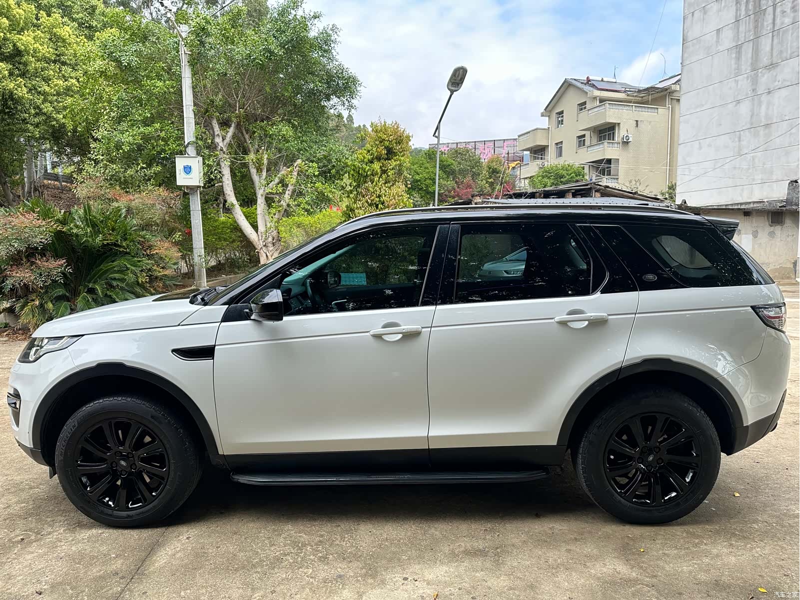 Land Rover Discovery, 2017 3