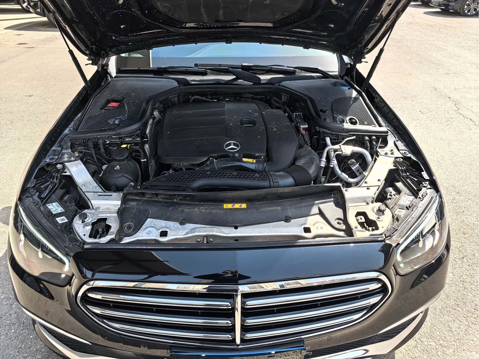 Mercedes-Benz E-Class, 2023 19