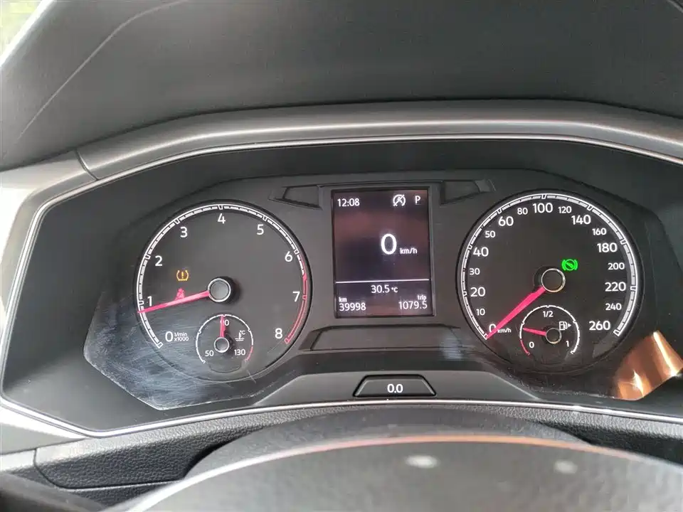 Volkswagen T-ROC exploring Songs